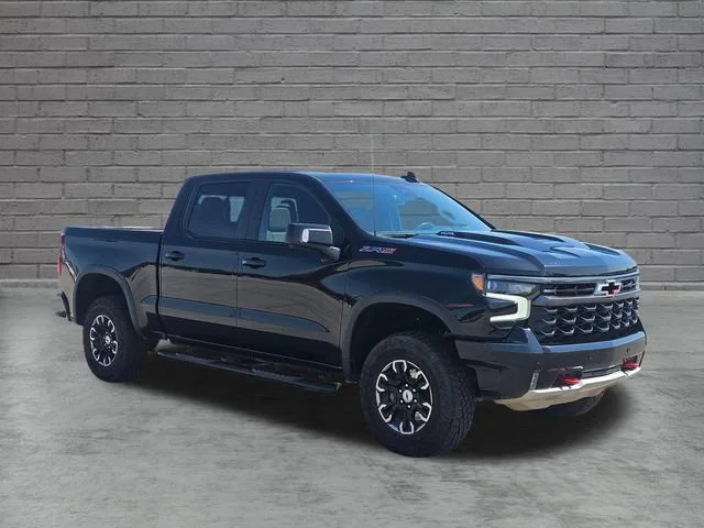 Used 2025 Black Chevrolet ZR2 image 7