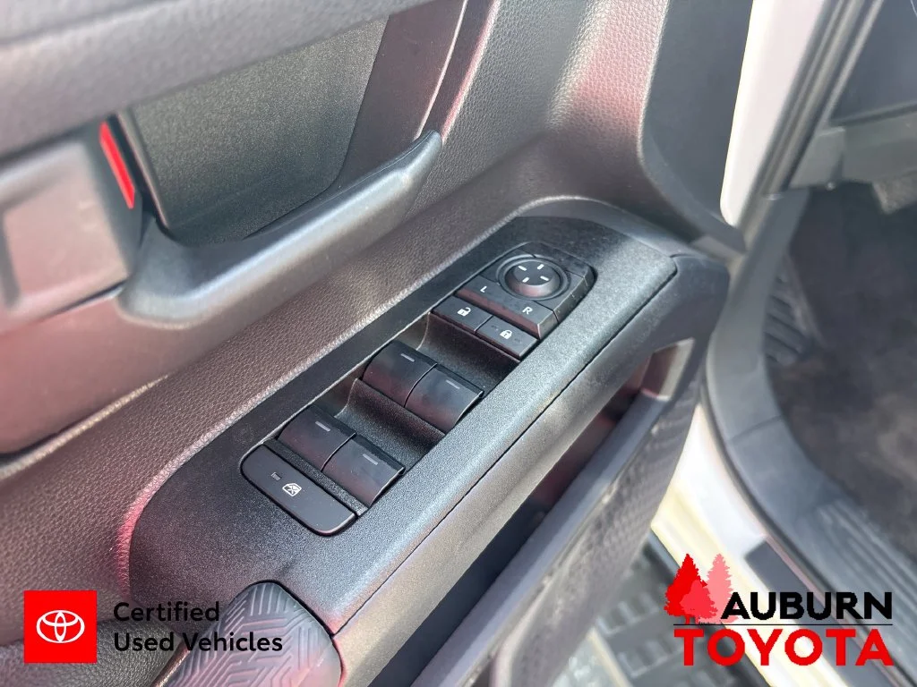 Certified Used 2025 Ice Cap Toyota SR5 image 11