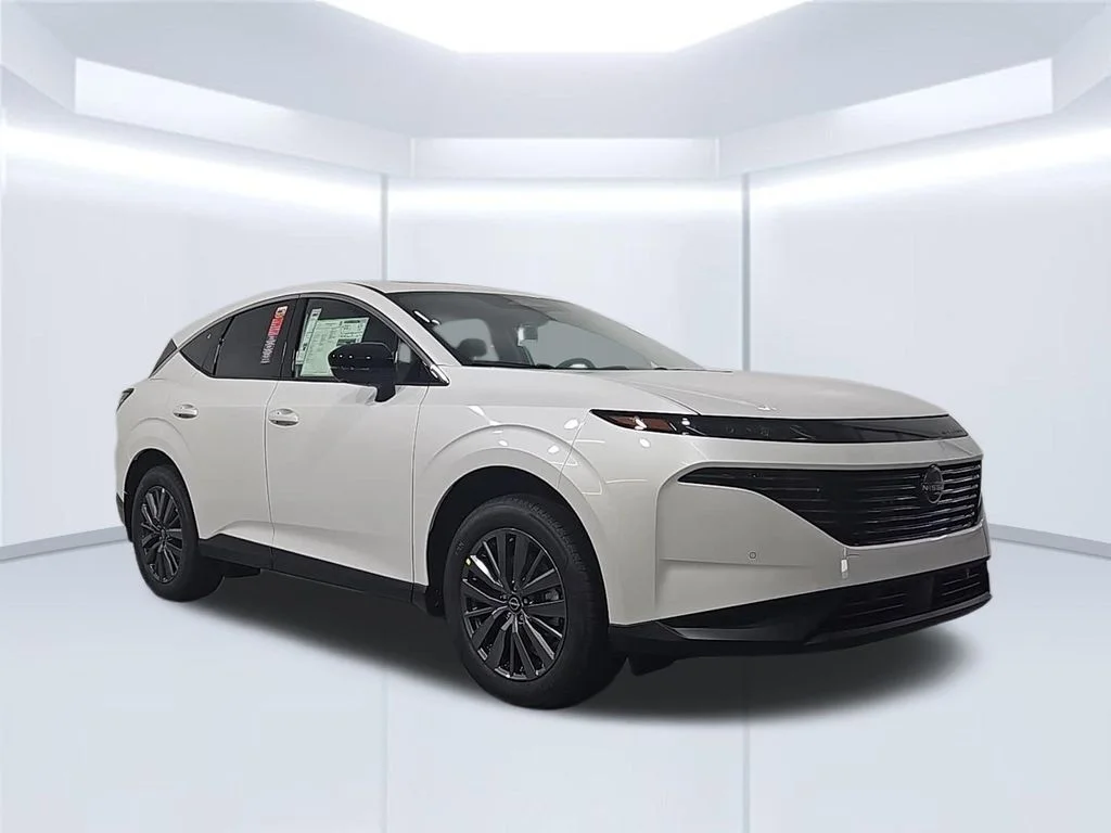 New 2026 Everest White Pearl TriCoat Nissan SL image 8