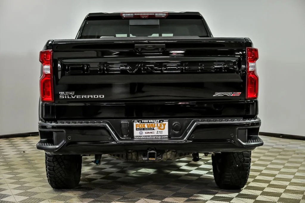Used 2025 Black Chevrolet ZR2 image 7