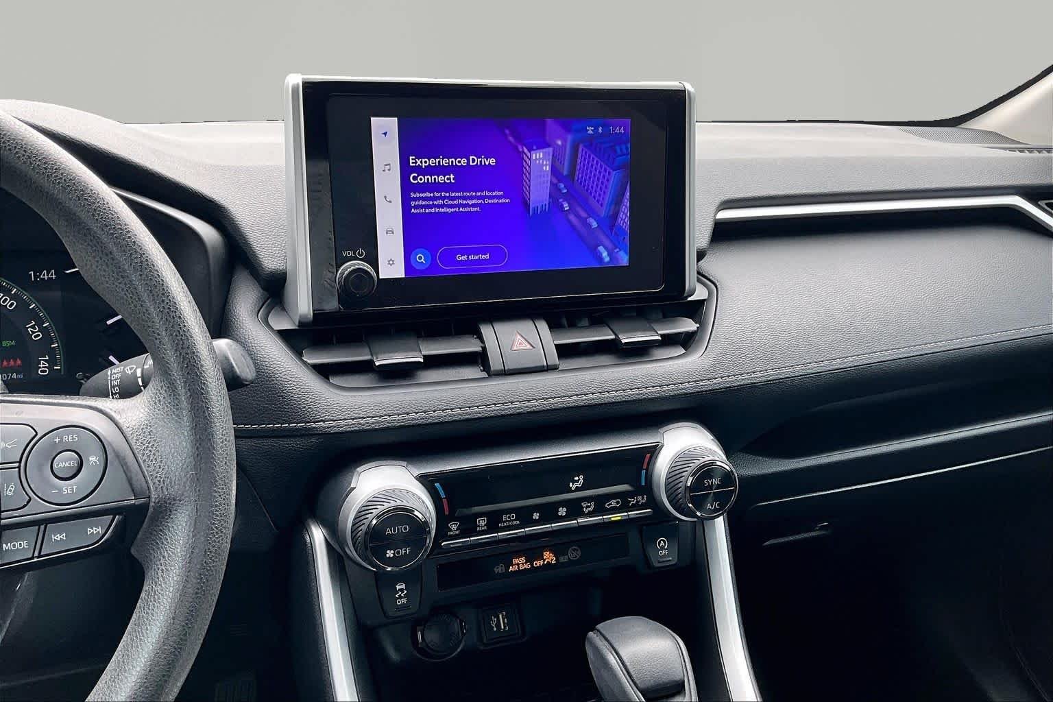 Used 2024 Ice Cap Toyota XLE image 7