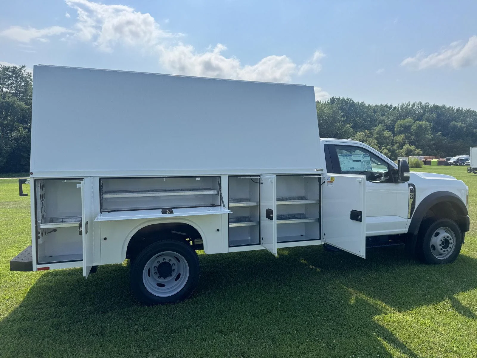 New 2026 Oxford White Ford XL image 10