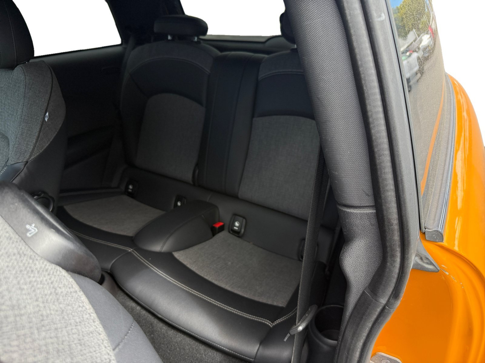 Used 2015 Volcanic Orange MINI Base image 16