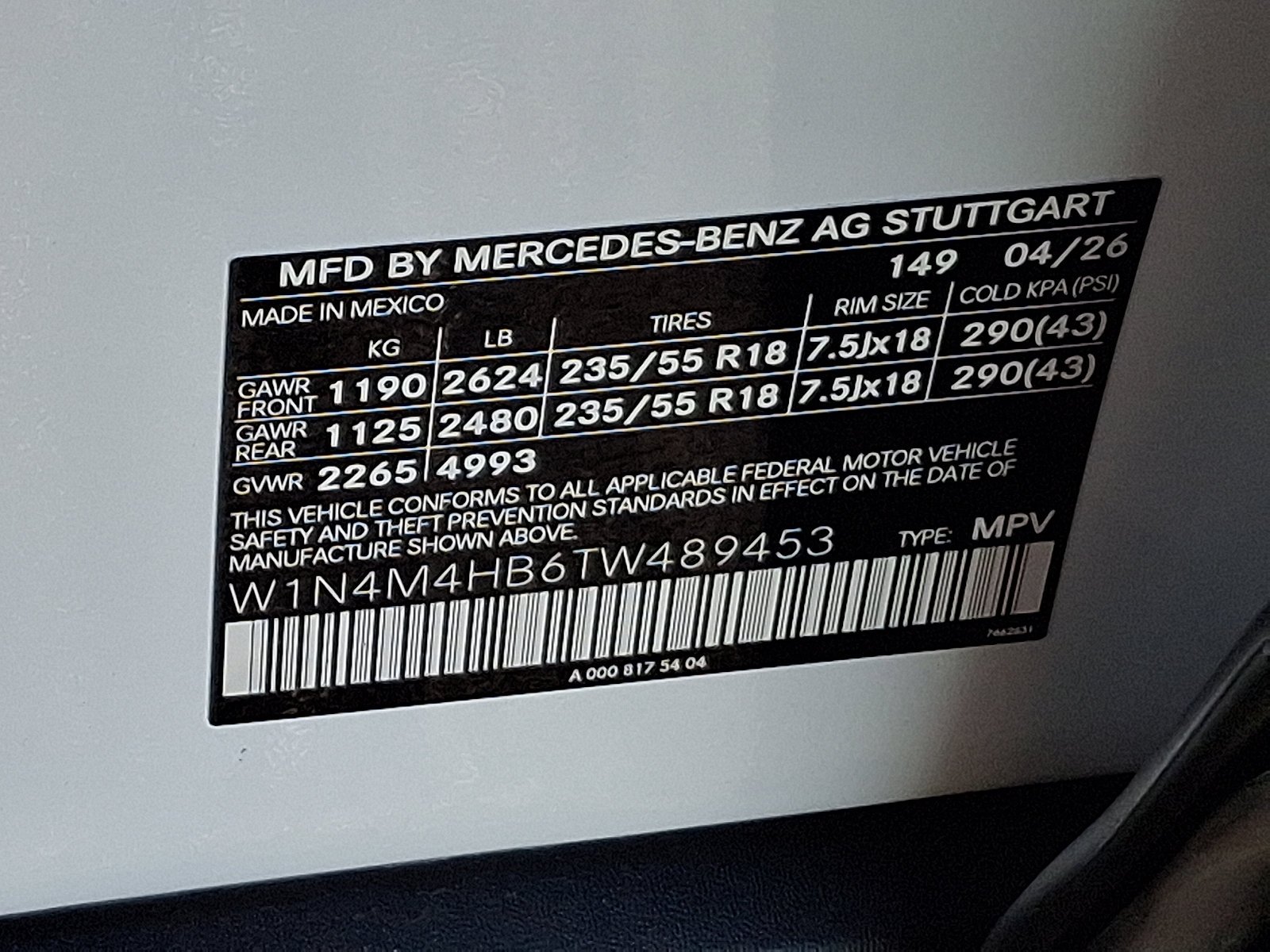 New 2026 Polar White Mercedes-Benz GLB 250 image 29