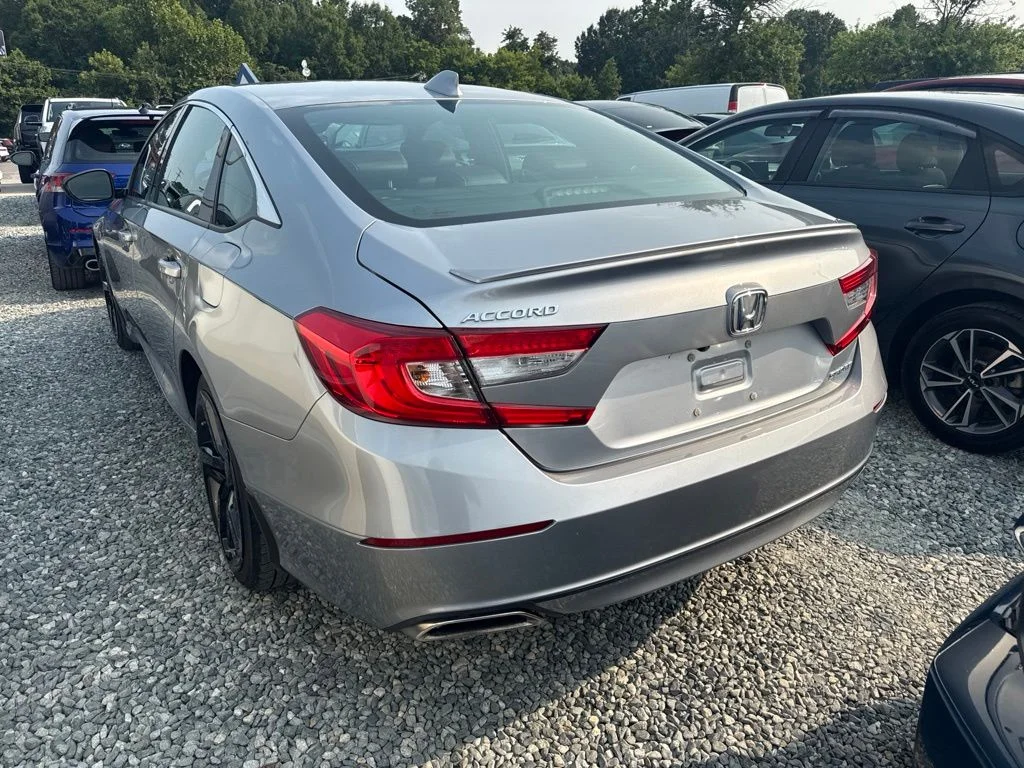 Used 2020  Honda Sport image 4