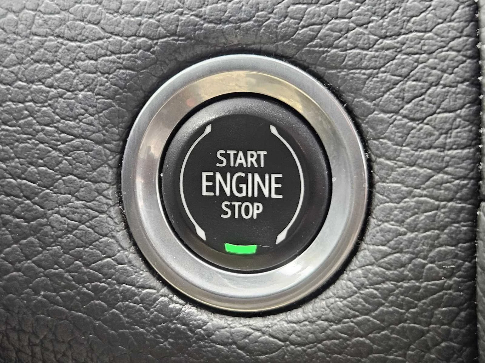 Used 2023 Onyx Black GMC Denali image 15
