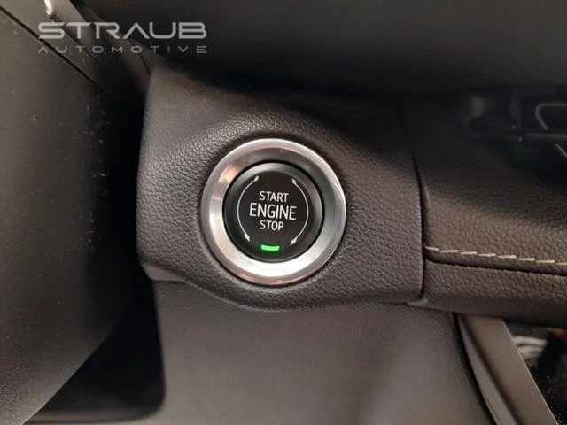 Used 2022 Sapphire Metallic Buick Preferred image 18