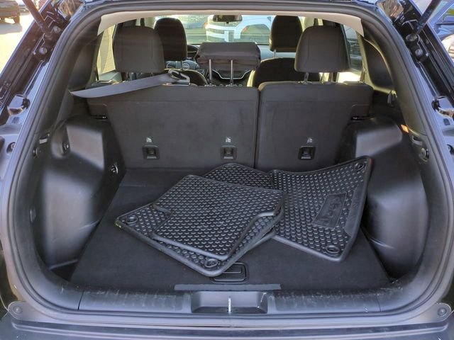 Used 2020 Black Jeep Latitude image 12