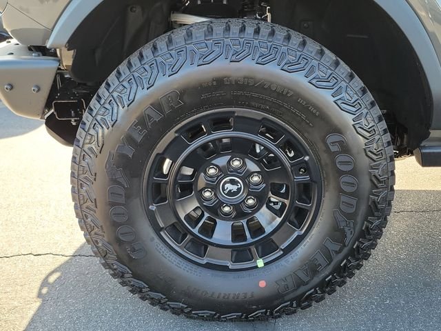 New 2026 Marsh Gray Ford Badlands® image 25