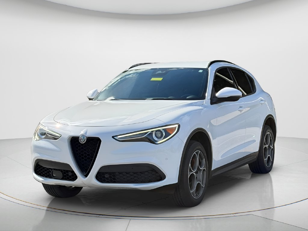 2022 Alfa Romeo Stelvio