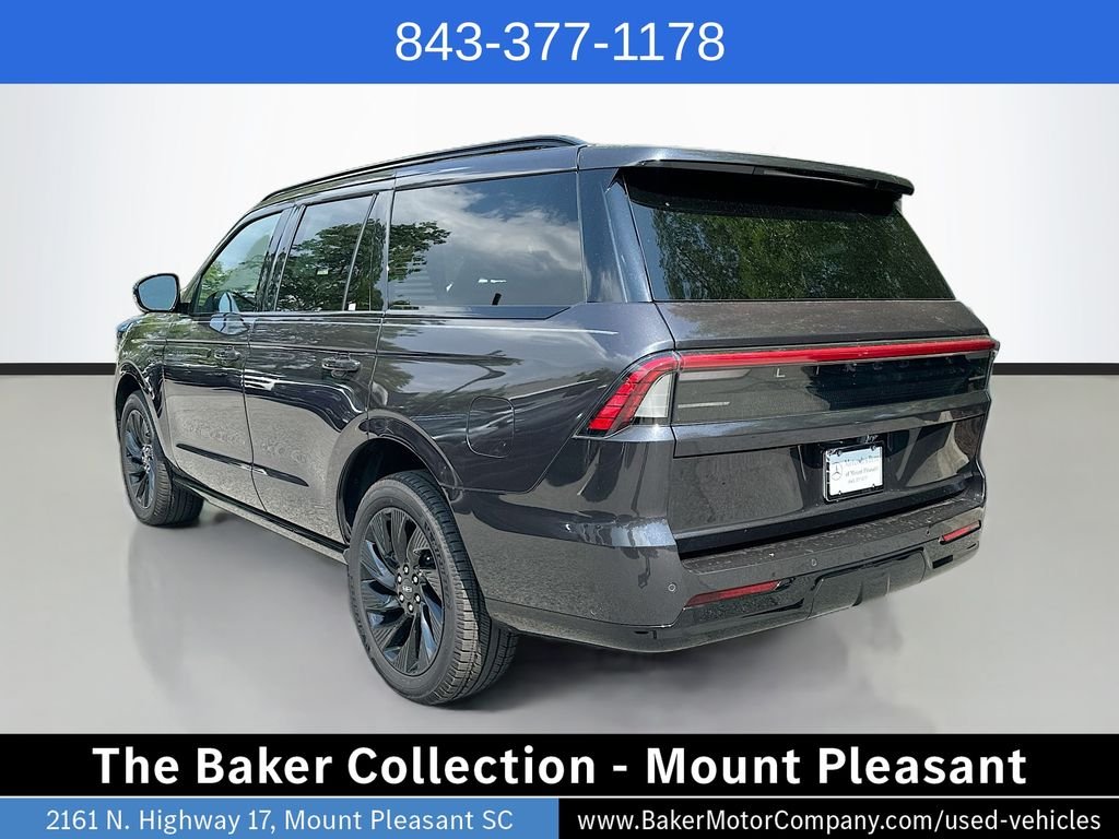 Used 2025 Gray Lincoln Reserve image 7