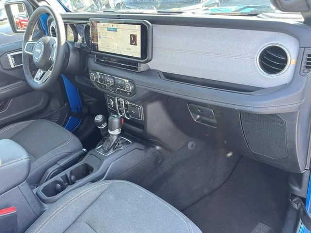 Used 2025 Blue Jeep Sahara image 24