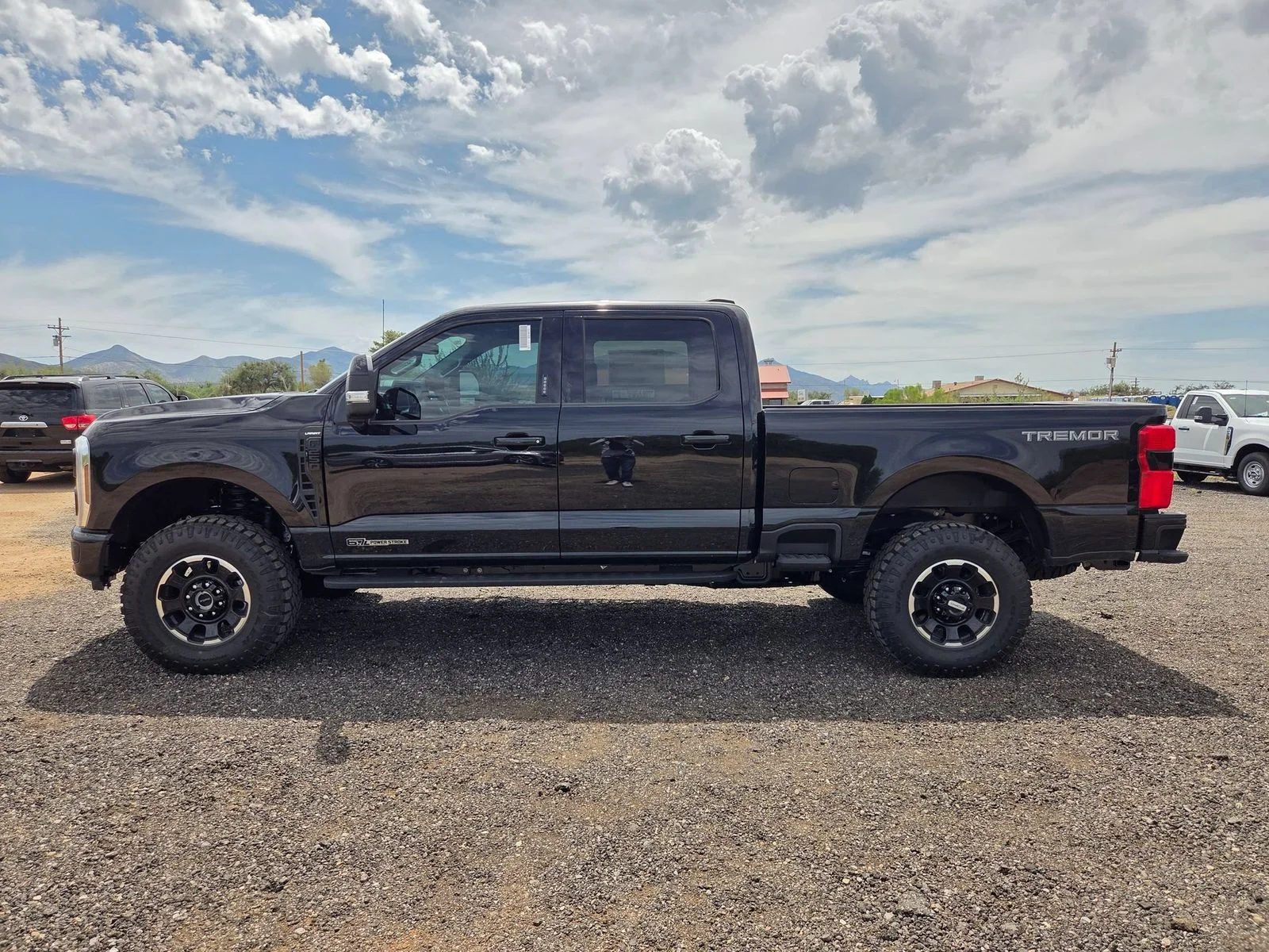 New 2026 Agate Black Metallic Ford F-250® Lariat® image 9