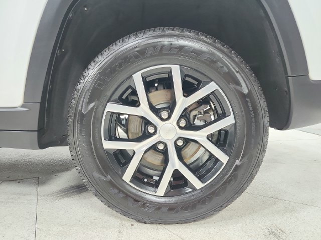 Used 2024 White Jeep Limited image 45
