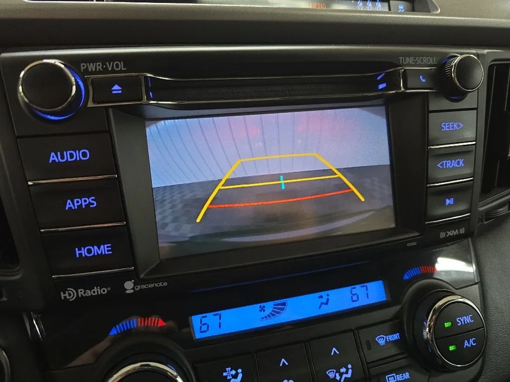 Used 2018 Gray Toyota XLE image 24