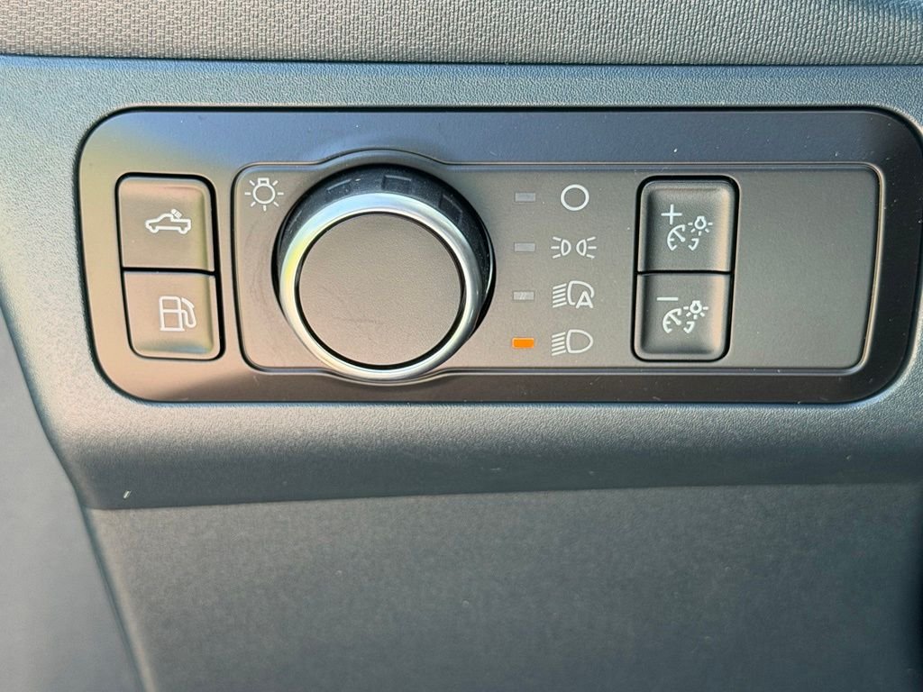 New 2026 Carbonized Gray Metallic Ford XL image 10
