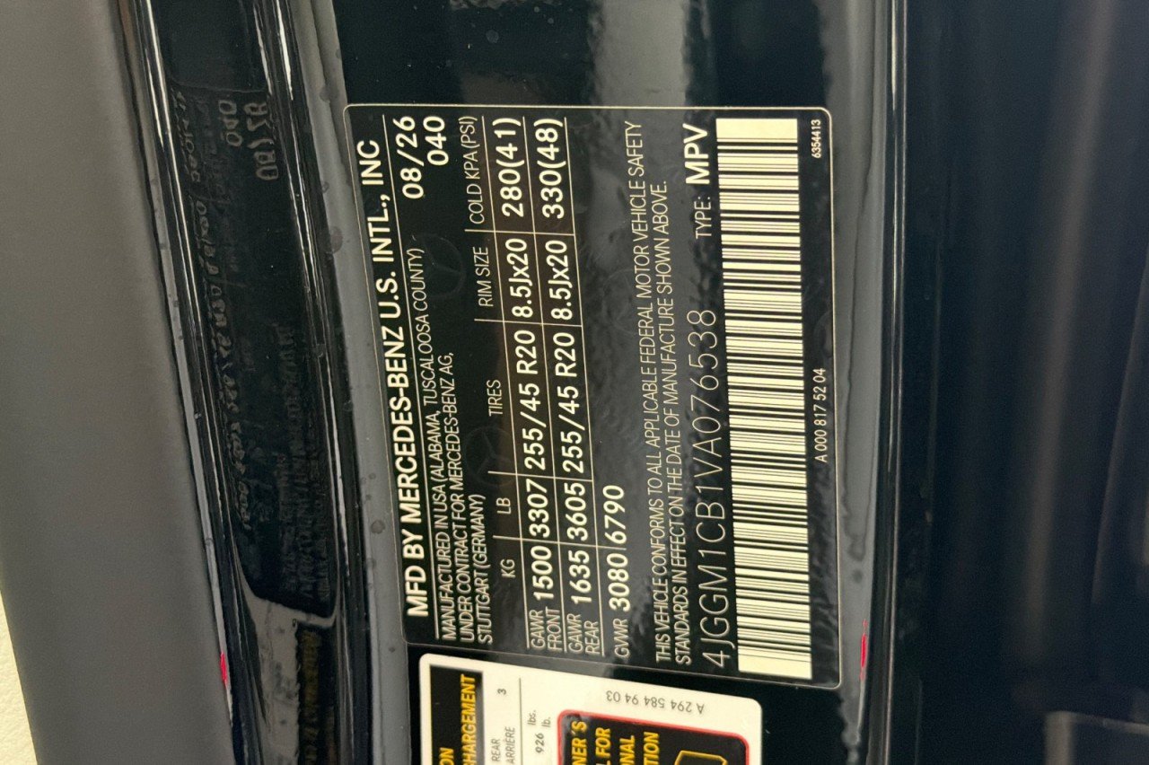 New 2027 Black Mercedes-Benz EQE 320 4MATIC® SUV image 27