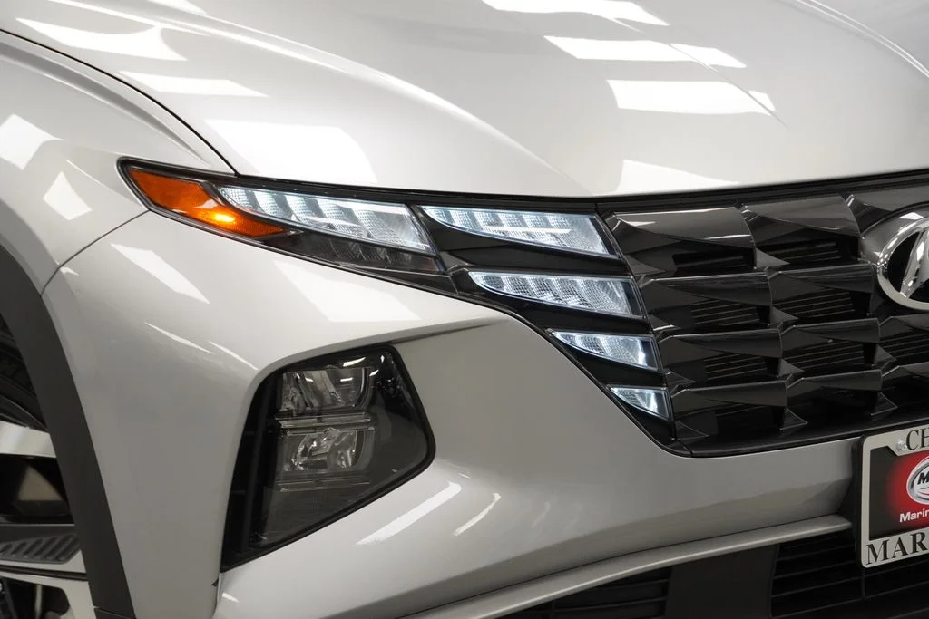 Used 2024 Silver Hyundai SEL image 5