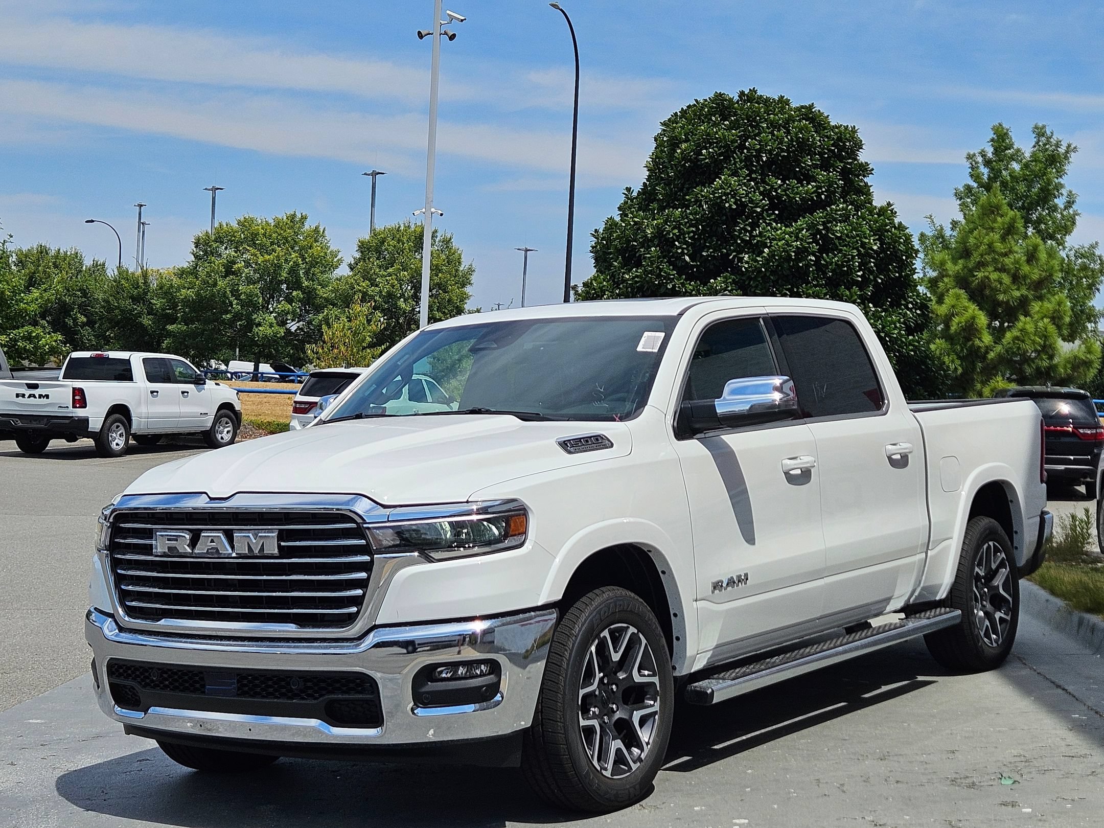 New 2026 Bright White Clear-Coat Exterior Paint RAM Laramie image 3