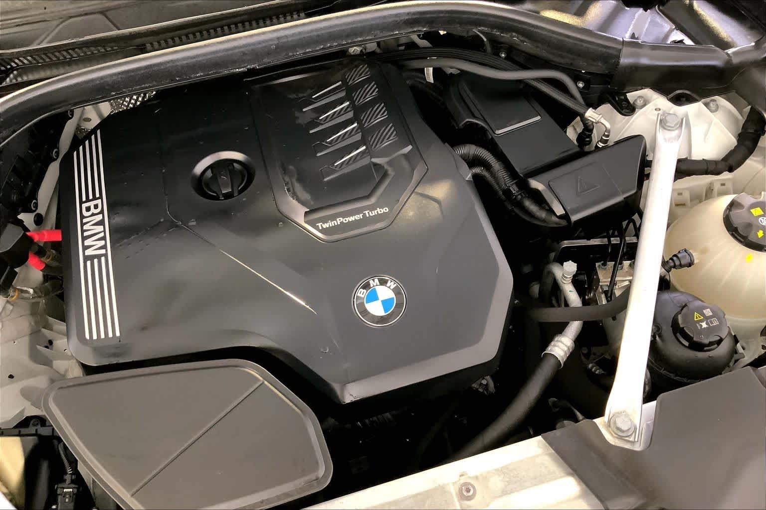 Used 2024 Alpine White BMW xDrive30i image 61