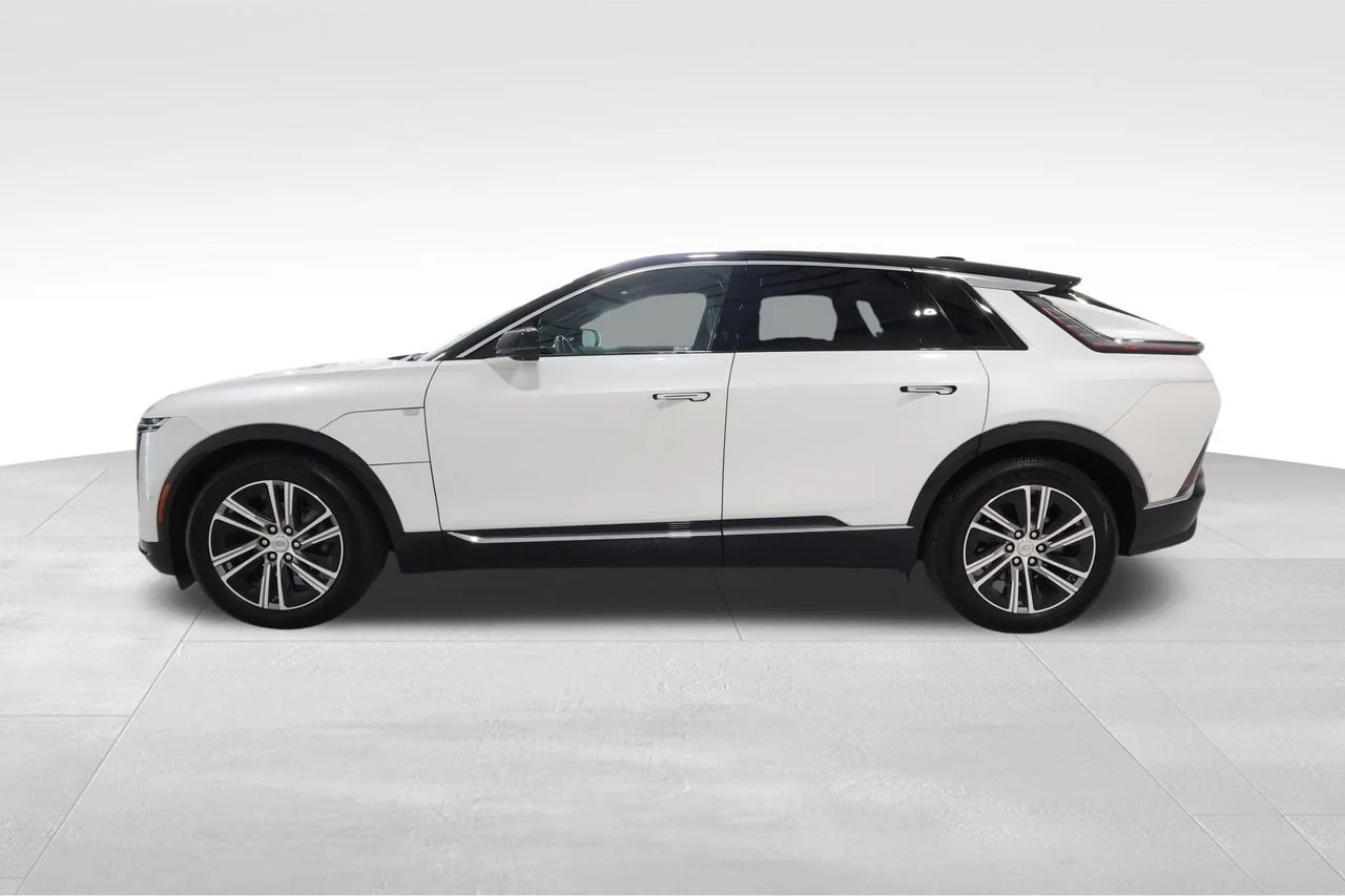 2024 Cadillac LYRIQ