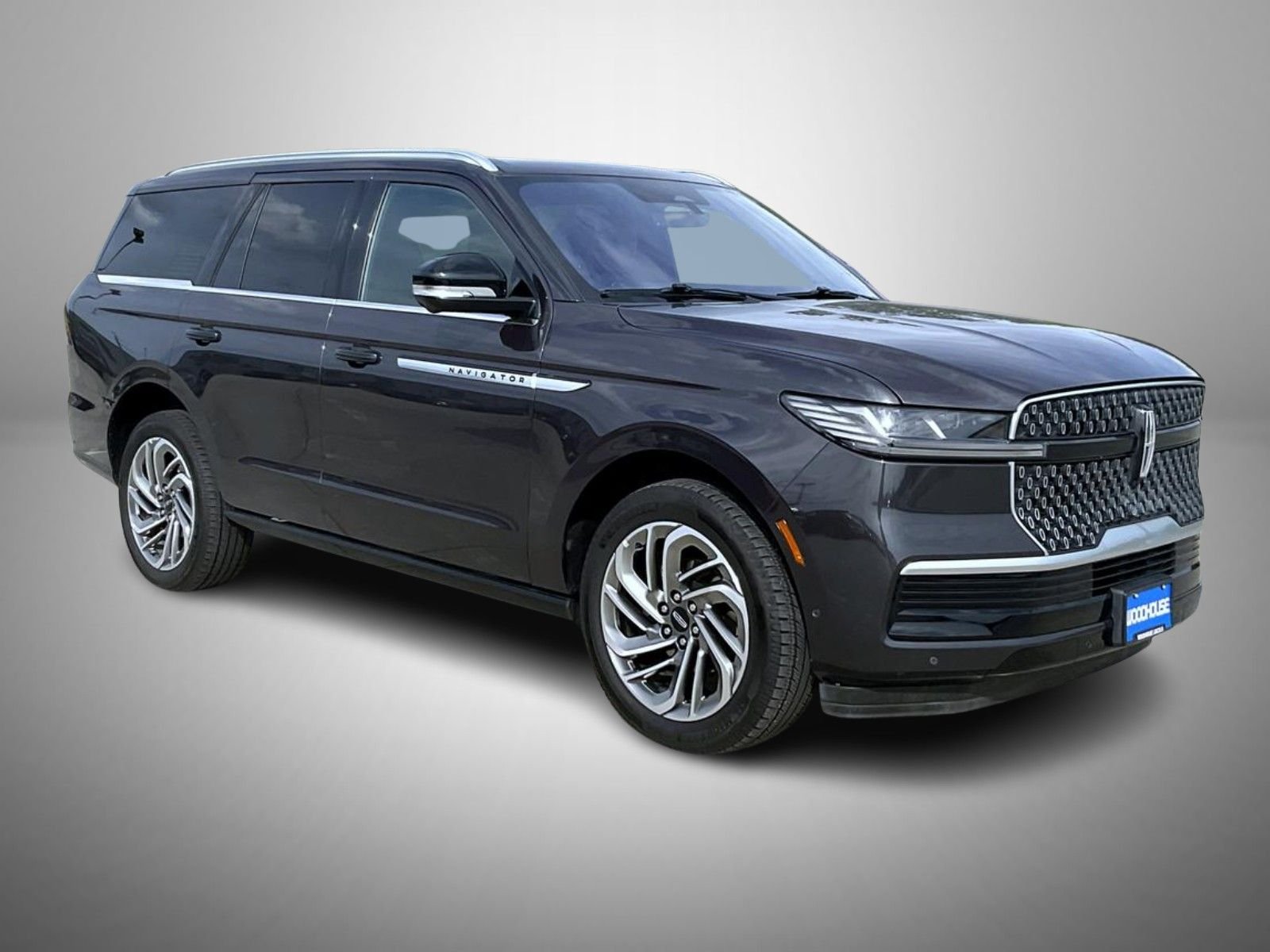 Used 2025 Gray Lincoln Reserve image 3
