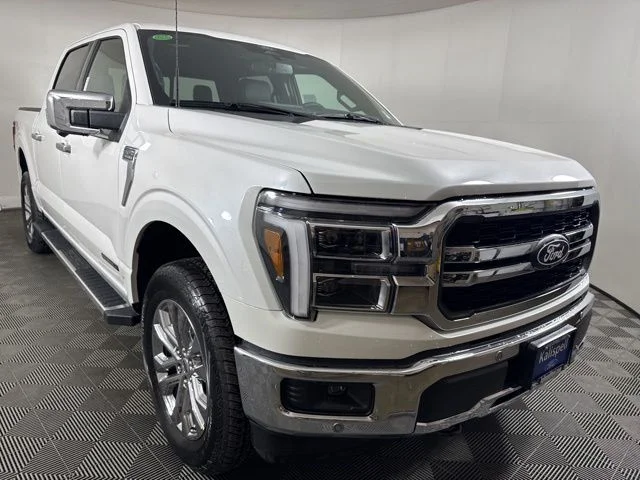 New 2026 Star White Metallic Tri-Coat Ford Lariat image 1