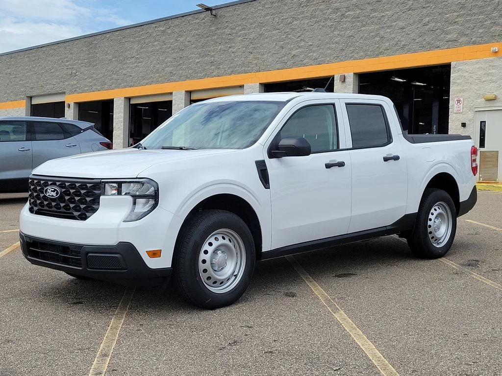 New 2026 Oxford White Ford XL image 2
