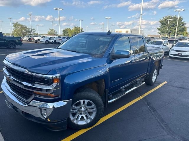Certified 2018 Chevrolet Silverado 1500 LT with VIN 3GCUKREC4JG532979 for sale in Shakopee, Minnesota