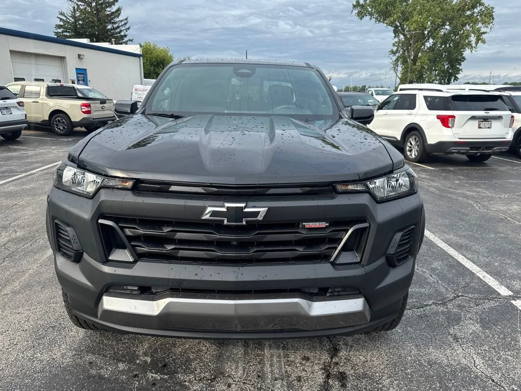 Used 2024 Black Chevrolet Trail Boss image 9