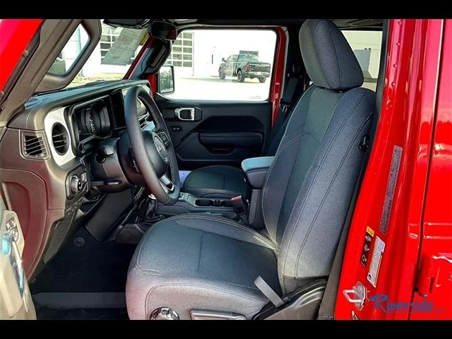 2025 Jeep Gladiator Sport S - Photo 9