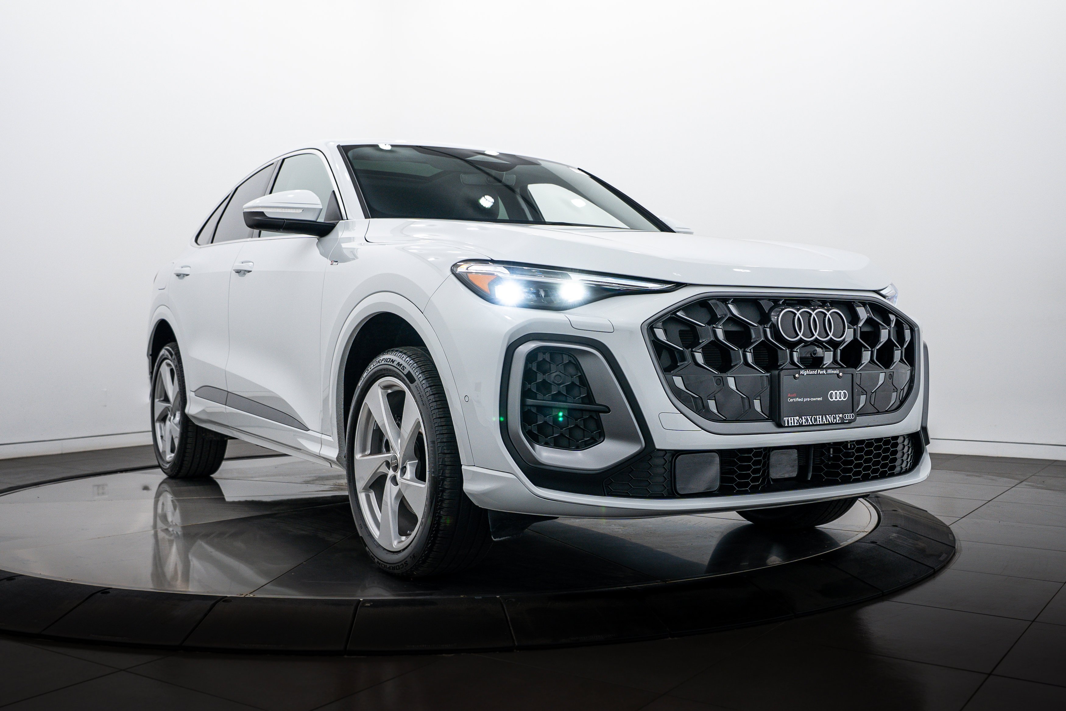 2025 Audi Q5 Sportback 45 Premium Plus's photo
