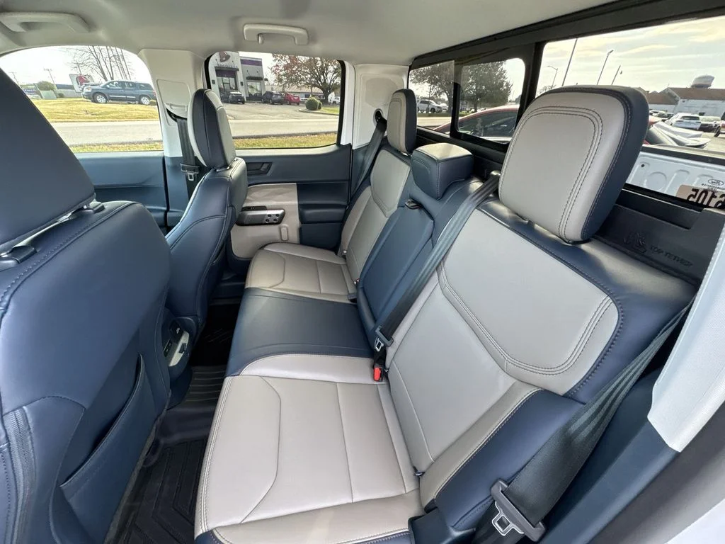 Used 2025 White Ford Lariat image 22