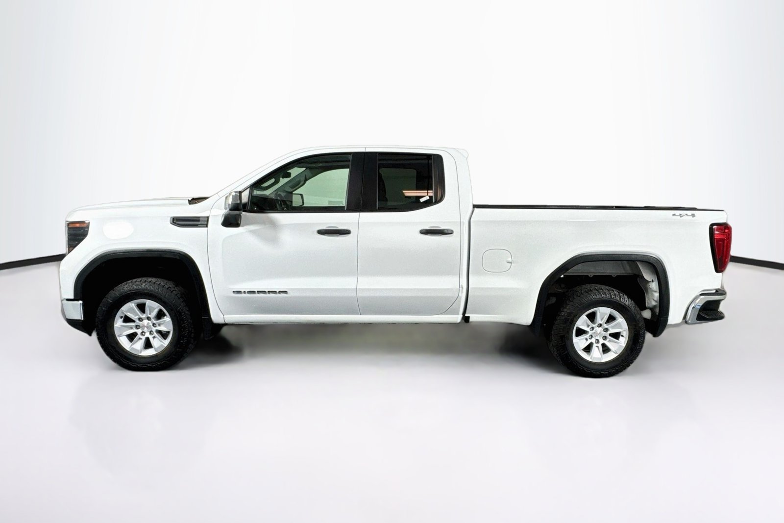 Used 2023 Summit White GMC Pro image 8