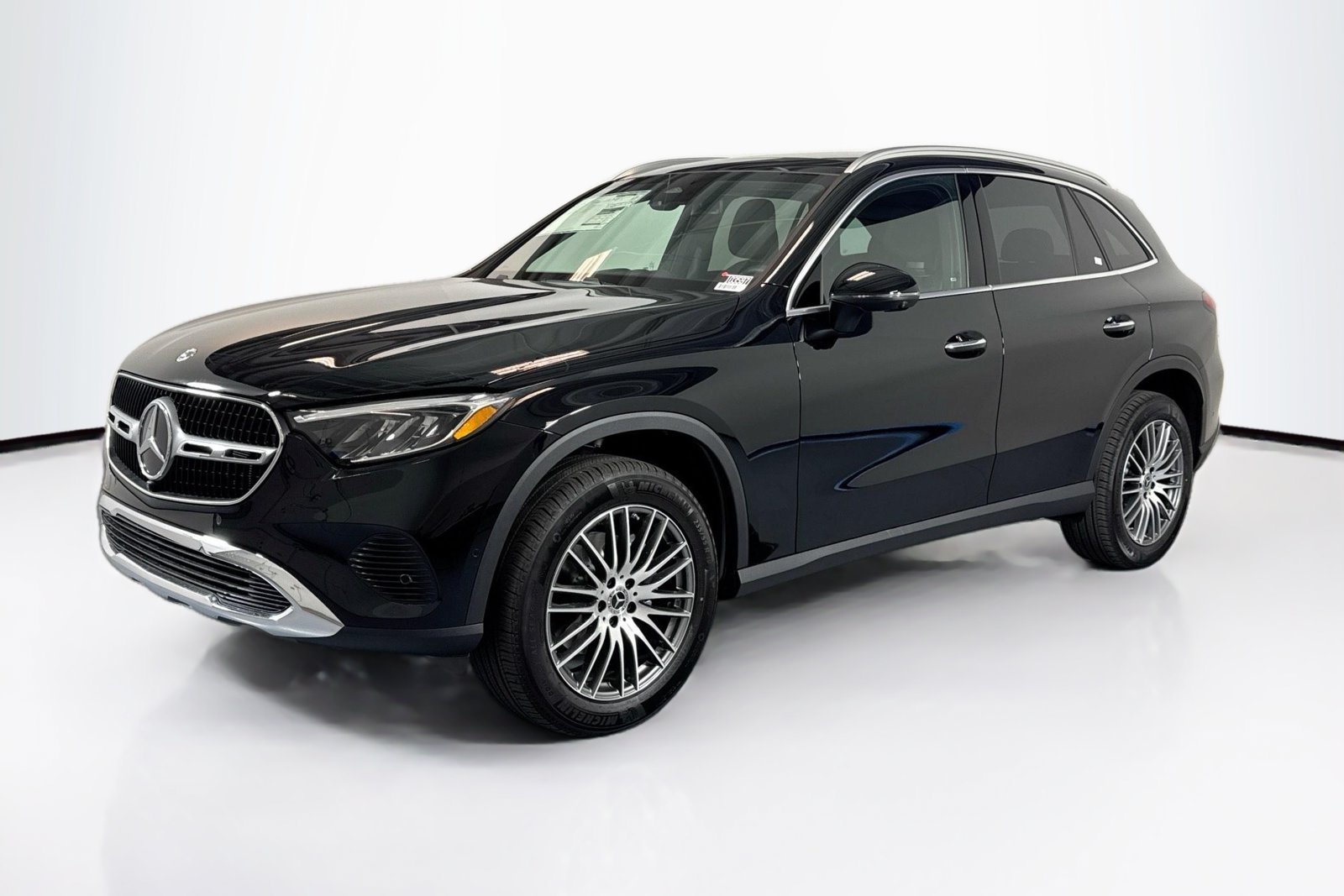 New 2026 Black Mercedes-Benz GLC 300 image 1
