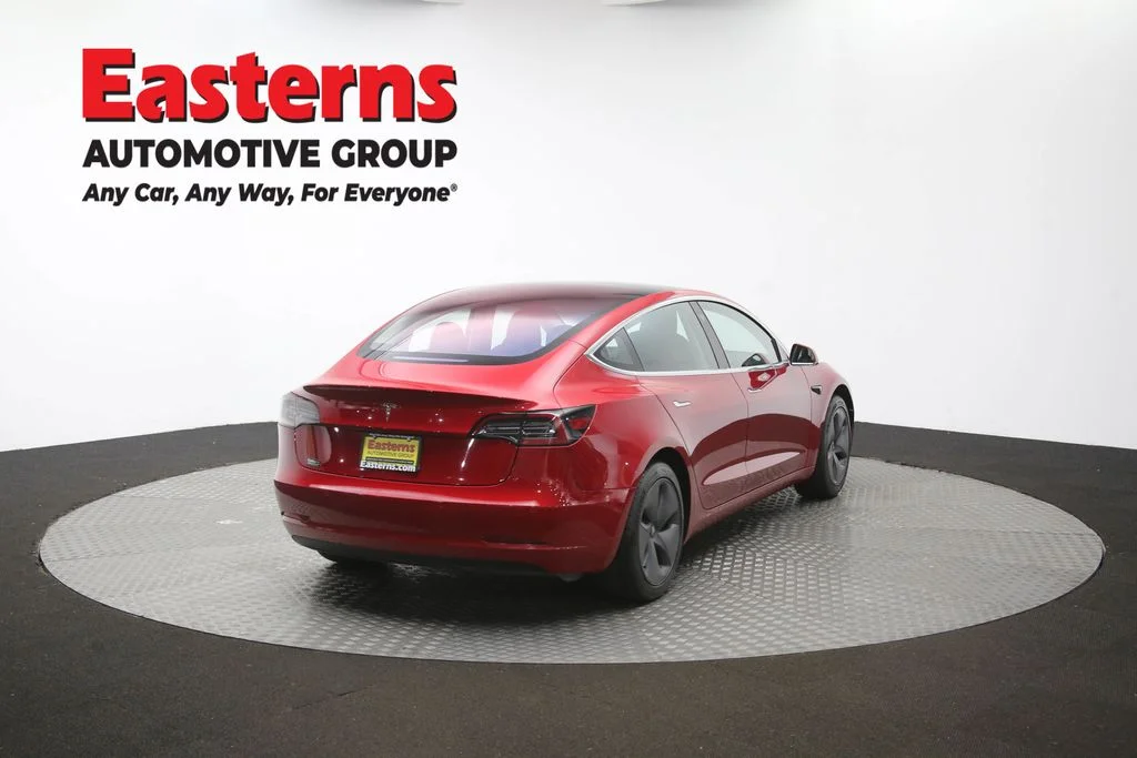 Used 2018 Red Tesla Long Range image 34