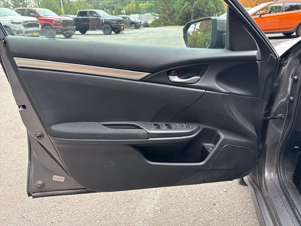 Used 2018 Modern Steel Metallic Honda LX image 16