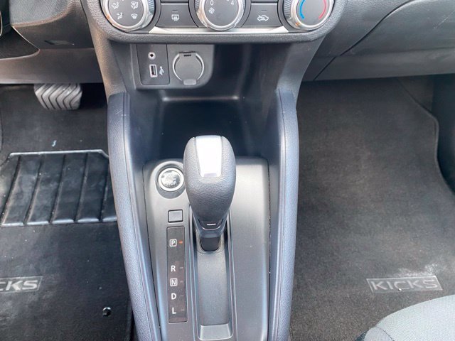 Used 2024 Gray Nissan S image 16