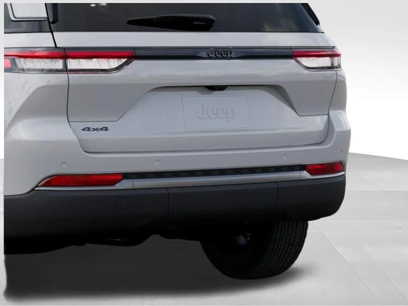 New 2026 Bright White Clear-Coat Exterior Paint Jeep Altitude image 14
