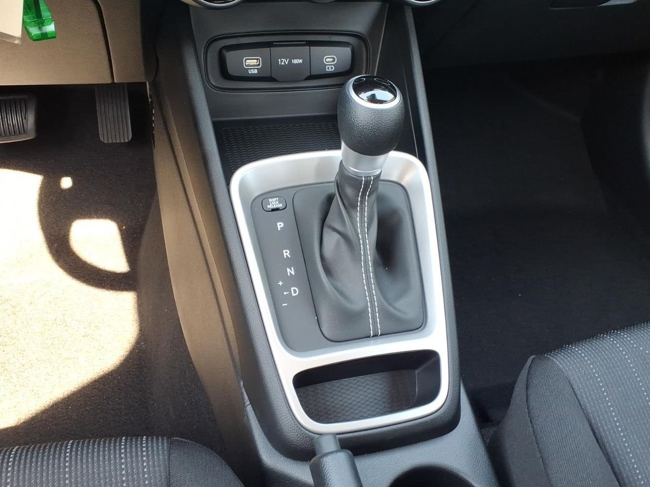 New 2026 Shimmering Silver Hyundai SE image 23