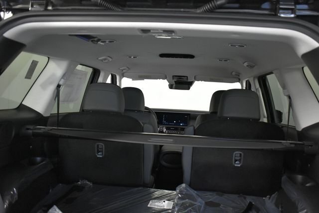 New 2026 Black Hyundai SEL 7P image 27