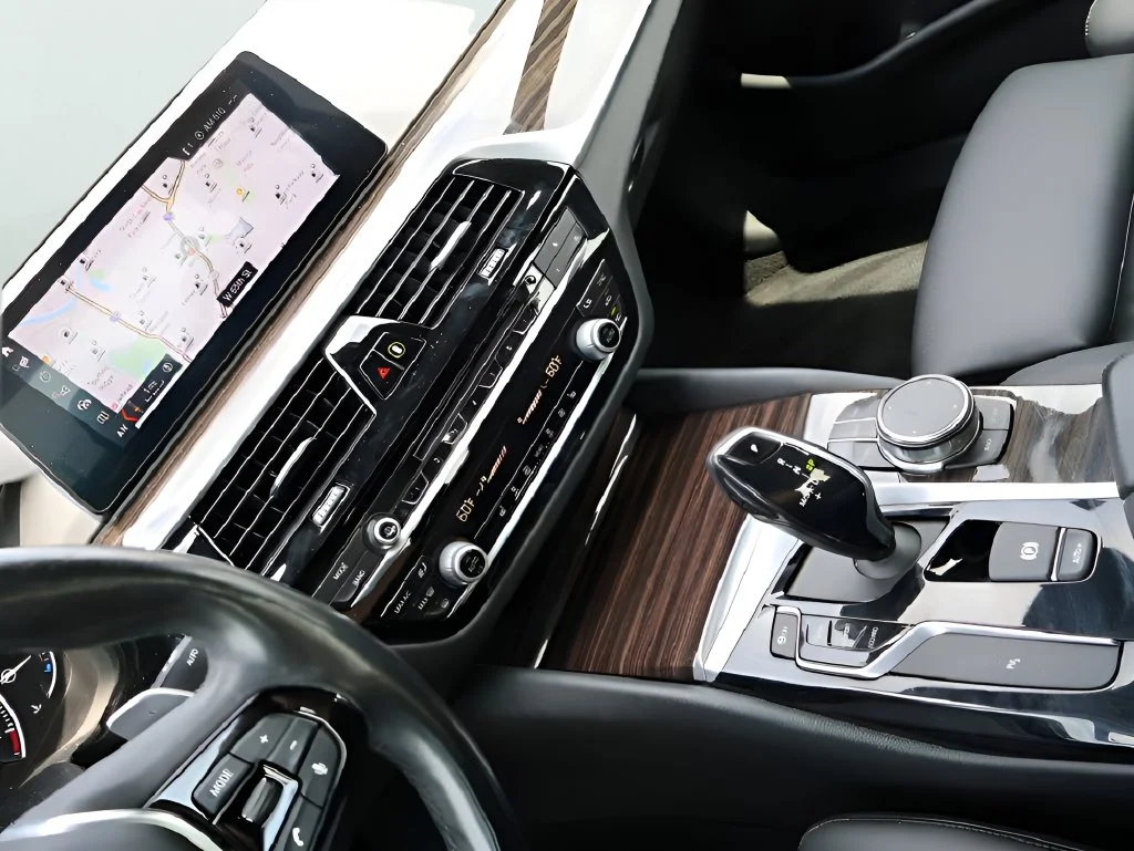 Used 2019 Gray BMW 530i xDrive image 21