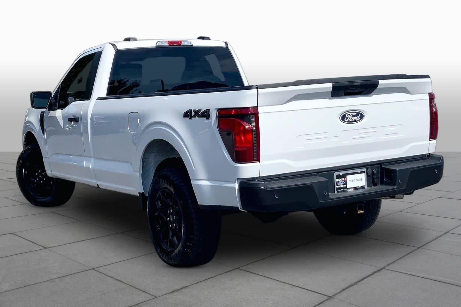 Used 2025 Oxford White Ford XL image 12