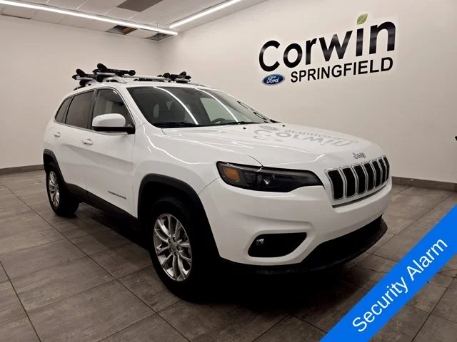 Used 2021 Bright White Clearcoat Jeep Latitude Lux image 6