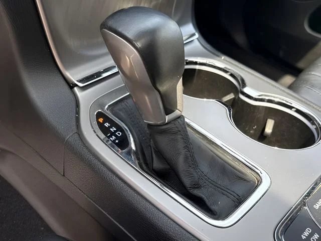 Certified Used 2021 Gray Jeep Limited image 10