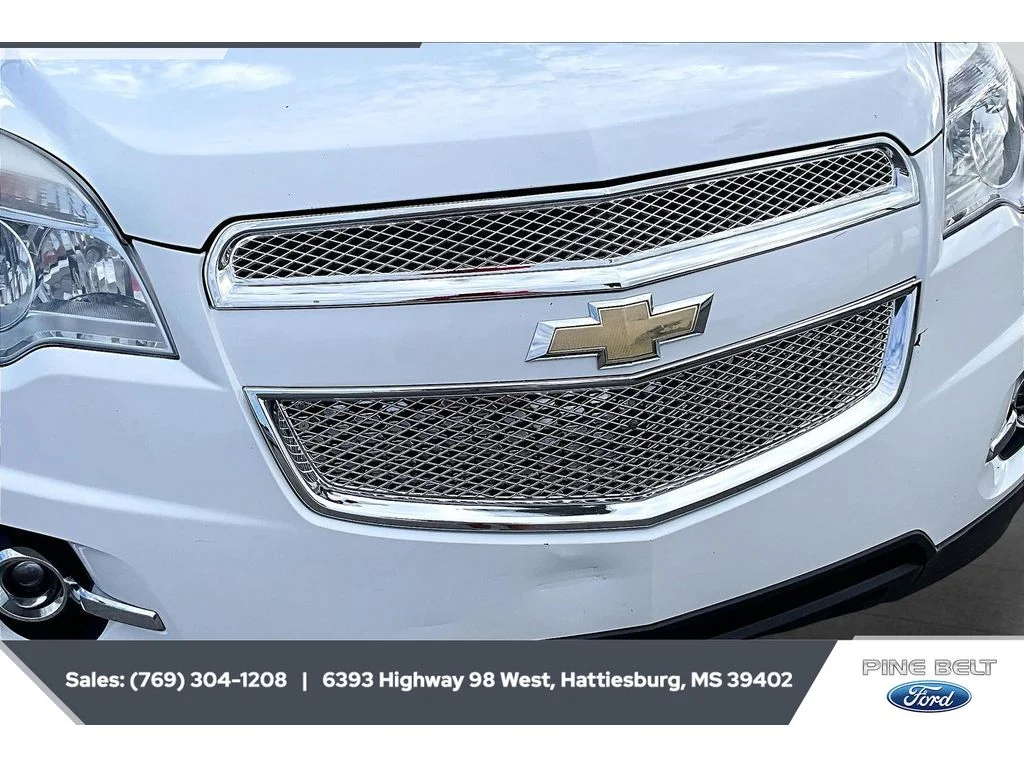 Used 2015 Summit White Chevrolet LT image 22