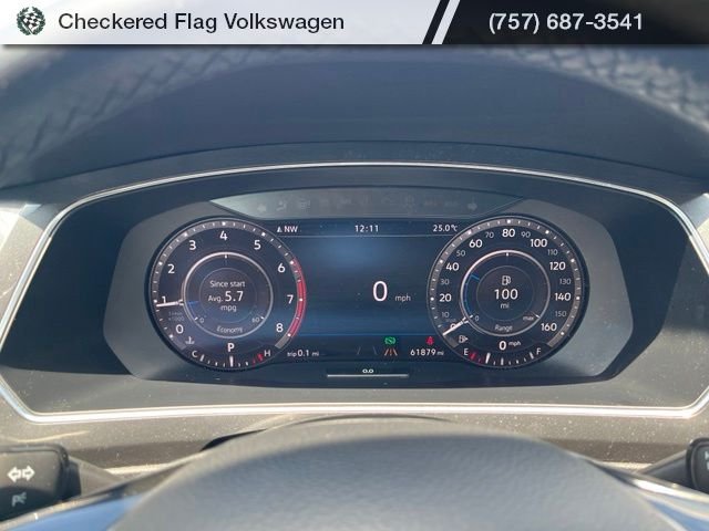 Used 2019 Pure White Volkswagen 2.0T SEL Premium 4Motion image 35