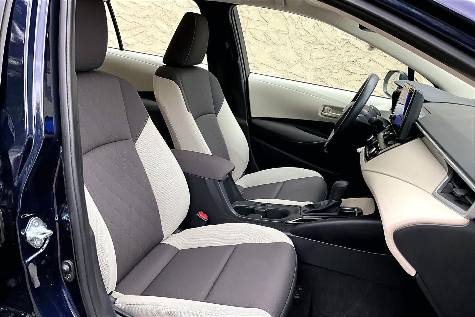 Certified Used 2025 Blueprint Toyota LE image 9