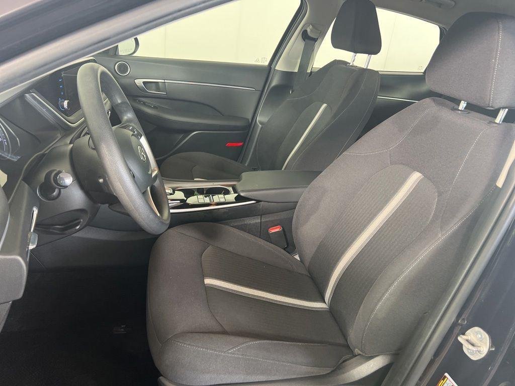 Used 2023 Carbon Blue Hyundai SEL image 4