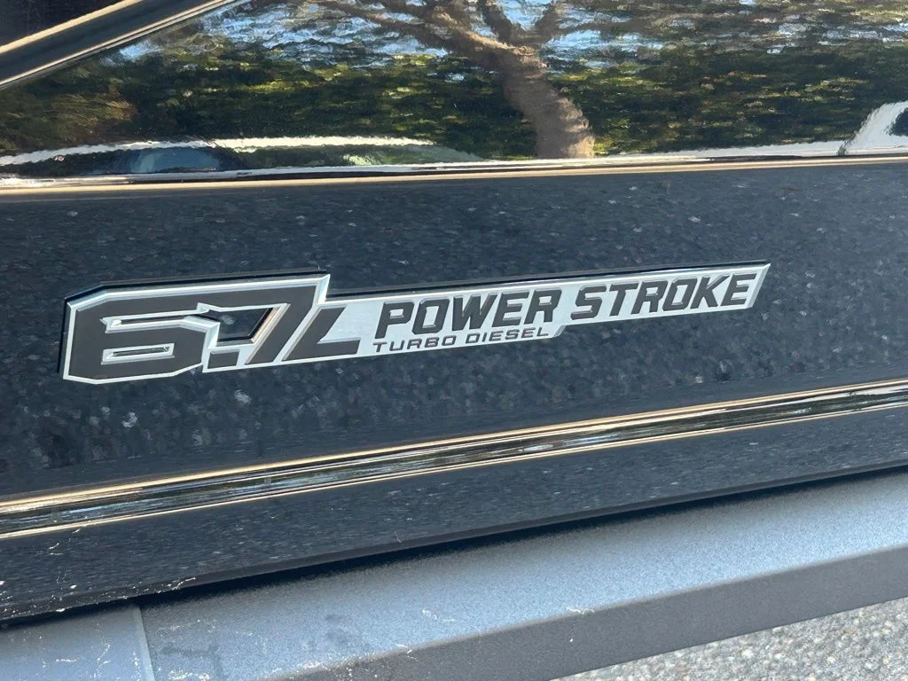 2025 Ford F-350 Super Duty Lariat - Photo 17